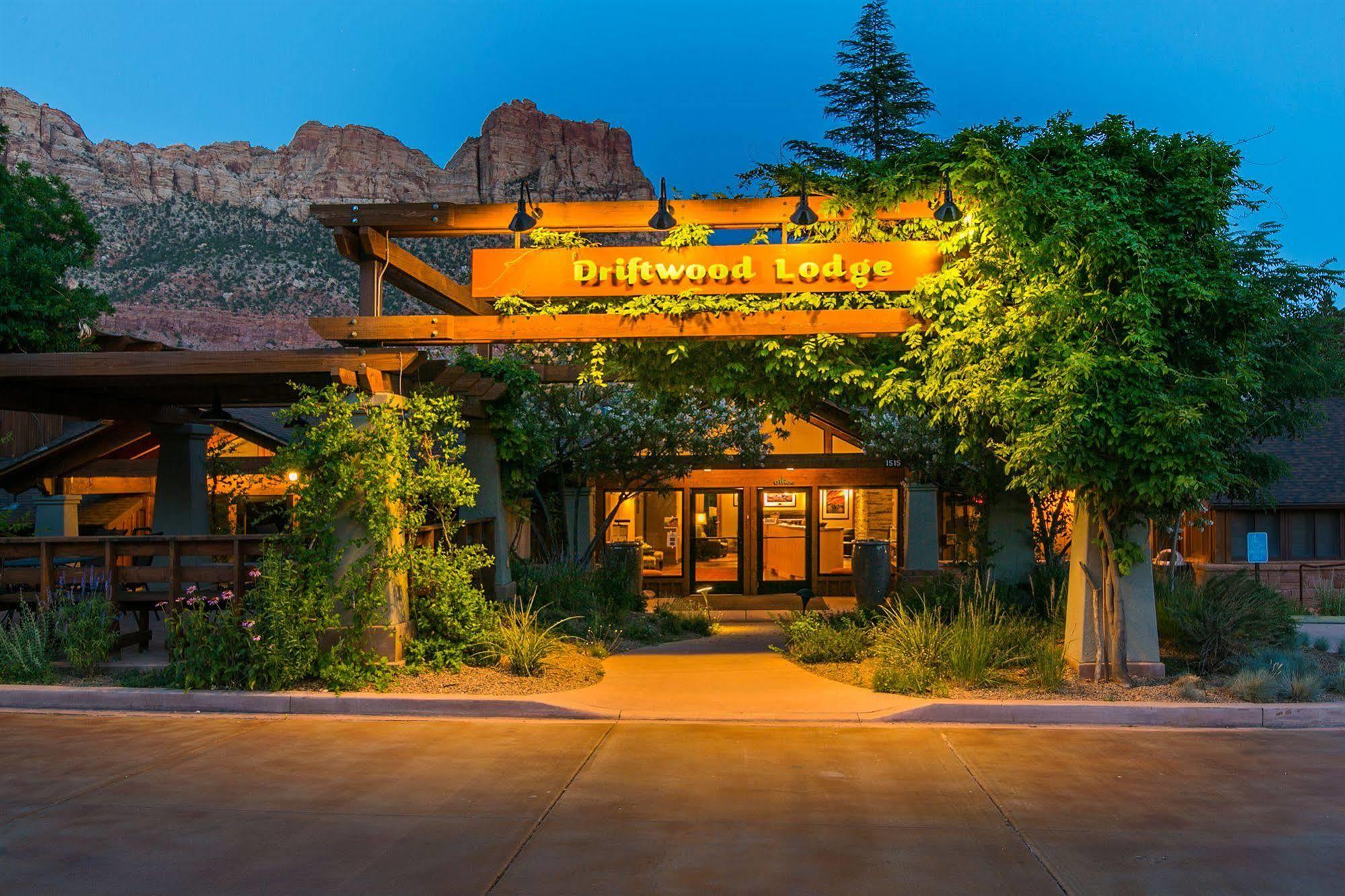Driftwood Lodge สปริงเดล ภายนอก รูปภาพ